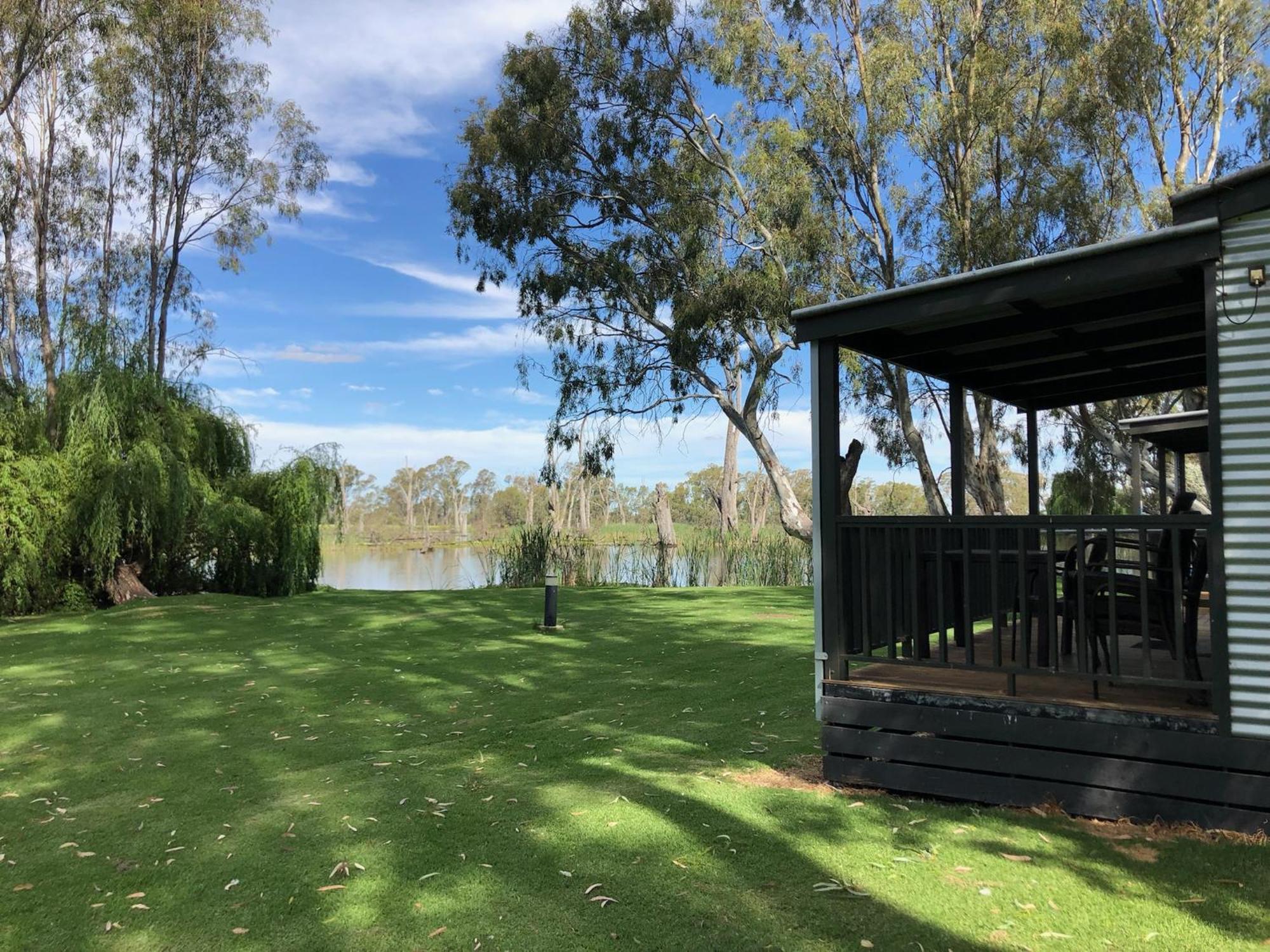 Cohuna Waterfront Holiday Park Buitenkant foto