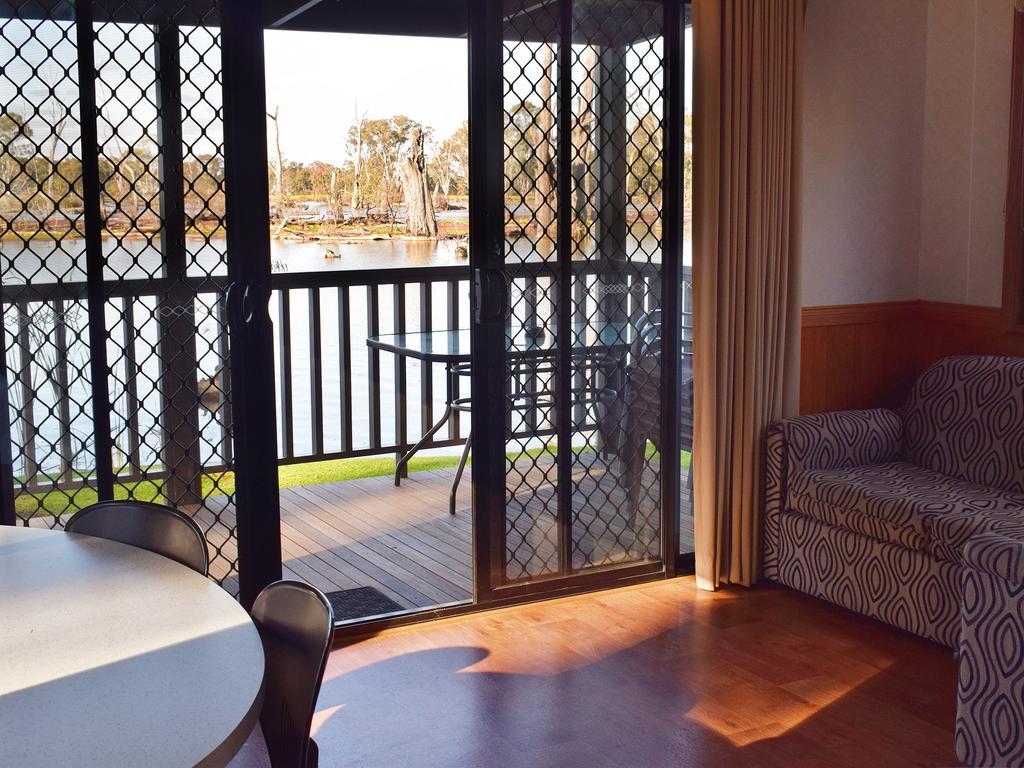 Cohuna Waterfront Holiday Park Buitenkant foto