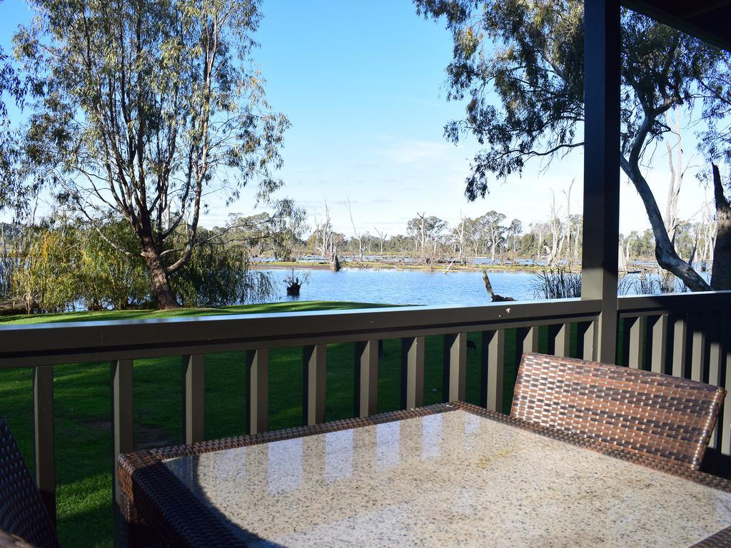 Cohuna Waterfront Holiday Park Buitenkant foto