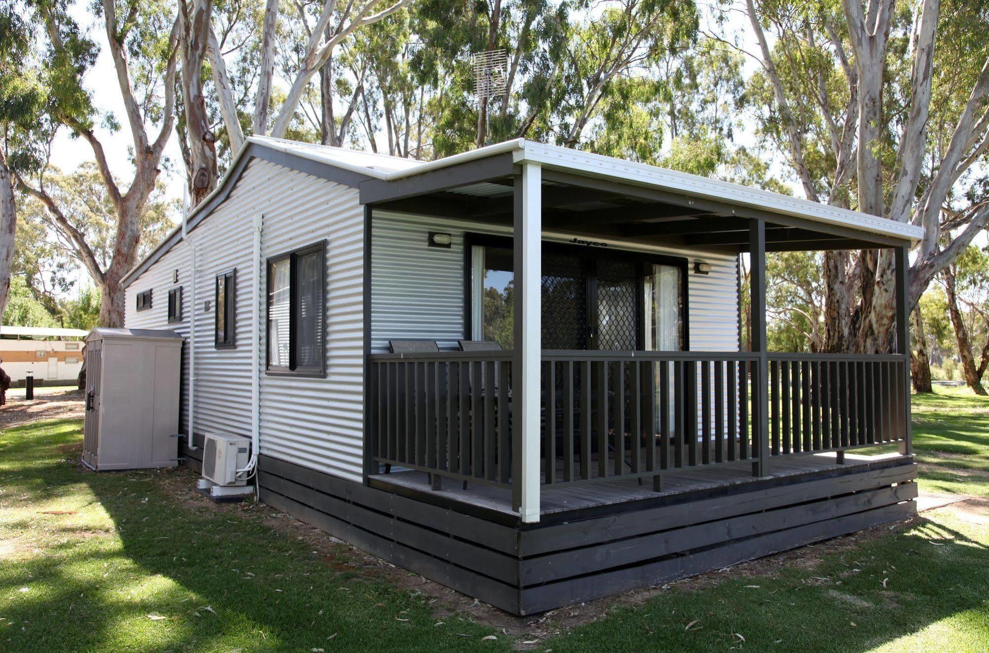 Cohuna Waterfront Holiday Park Buitenkant foto